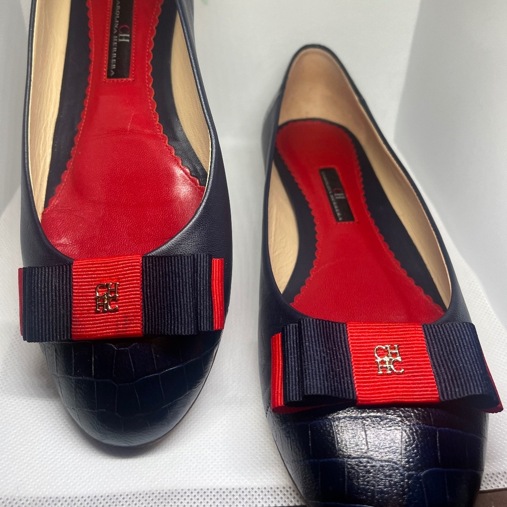 Carolina Herrera Flats